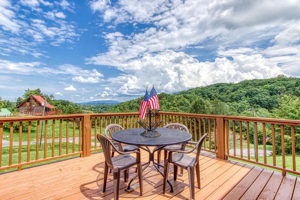 Amazing Grace-1089 Of Free Area Attraction Tickets For Each Paid Day!!! Villa Sevierville Exterior photo