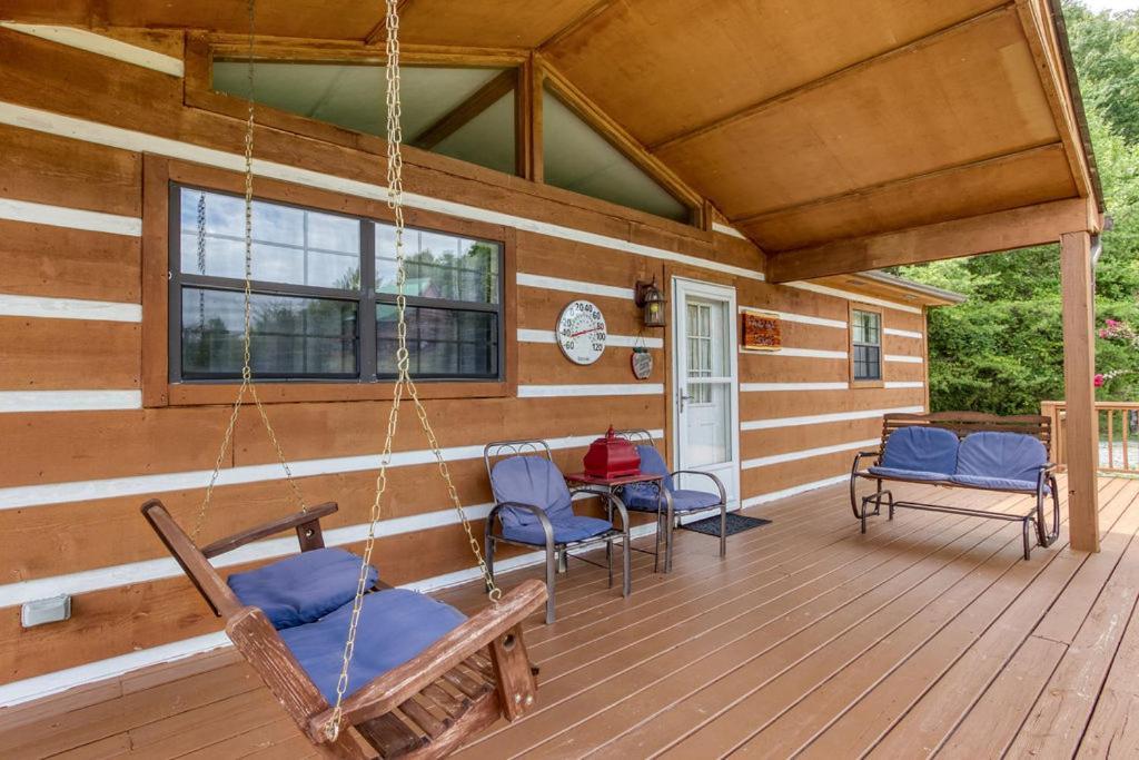 Amazing Grace-1089 Of Free Area Attraction Tickets For Each Paid Day!!! Villa Sevierville Exterior photo